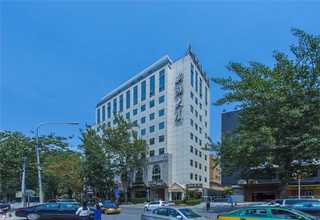 宝山区桦木球场施工材料厂家